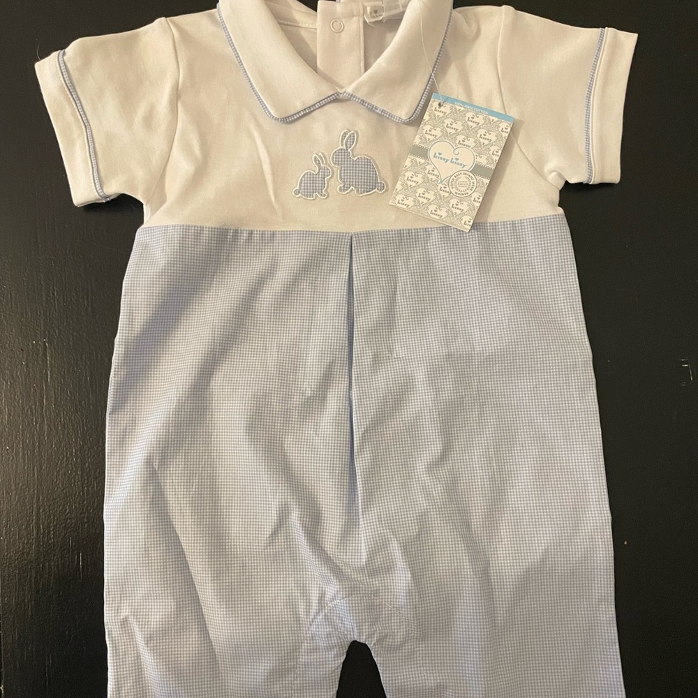 Kissy kissy Easter outfit